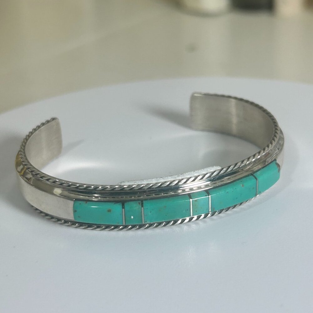 ✨ 🩶 Turquoise Bracelet w/1/2" Inlay Stones on a Stunning Sterling Silver Cuff